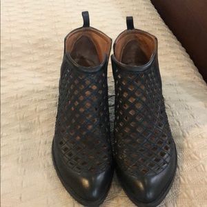 Black Jeffrey Campbell booties